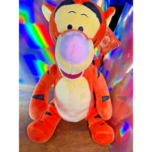 Tigger Stuffed Plush. From Winnie the Pooh. Kohl's Cares Disney. NWT.